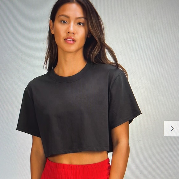 Lululemon All Yours Cropped T-shirt - Picture 3 of 4